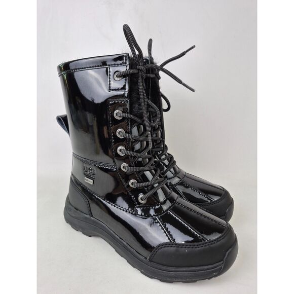 UGG Women's Black Adirondack Boot III Patent Size 6 US 1132991 - Picture 1 of 7